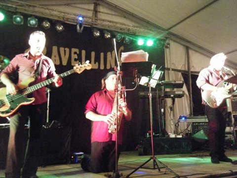 Recuerdo del grupo Trávelling en Villabazal, fotografía 7